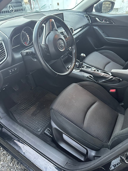 Mazda 3 10 of 30