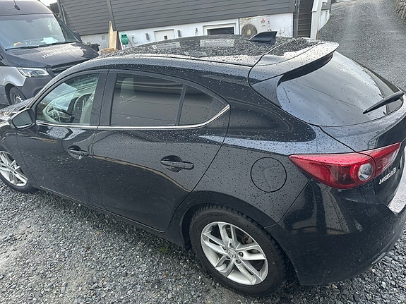 Mazda 3 12 of 30