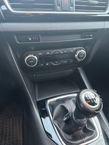 Mazda 3 5 of 30