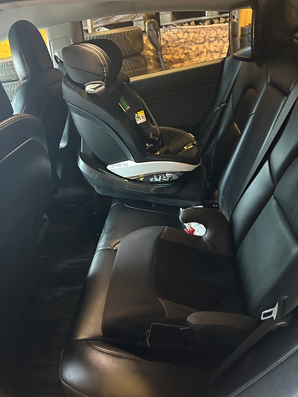 Tesla Model 3 9 of 24