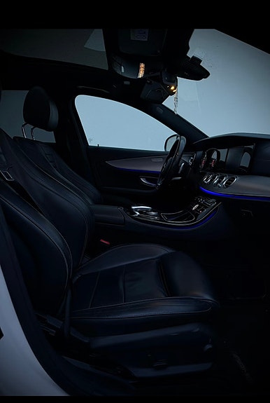 Mercedes-Benz E220 d 6 of 10