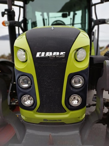 CLAAS Arion 440