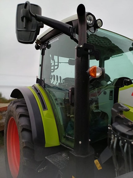 CLAAS Arion 440 3 of 5
