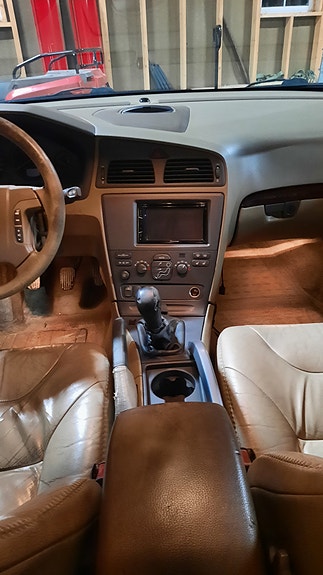 Volvo XC70 10 of 10