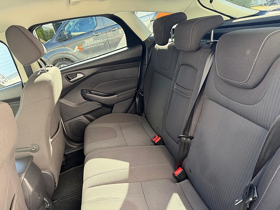 Ford Focus 20 of 23