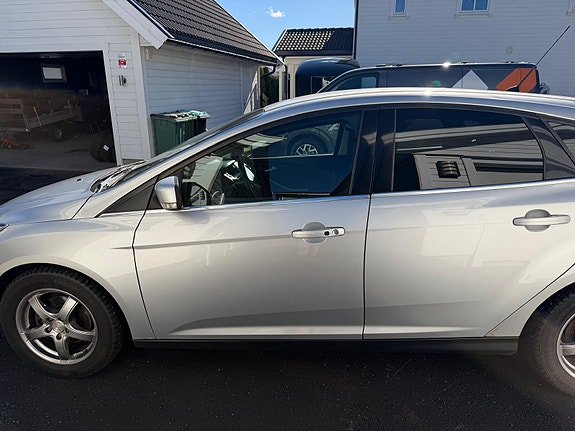 Ford Focus 6 of 23