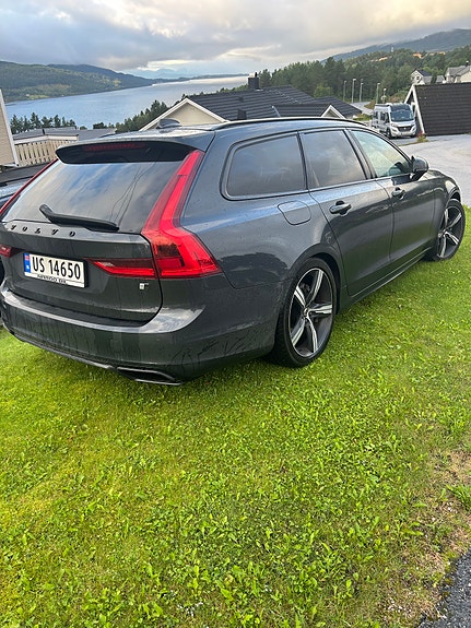 Volvo V90 4 of 27