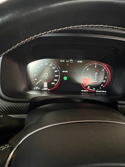 Volvo V90 22 of 27