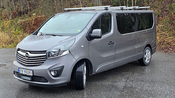 Opel Vivaro 3 of 5