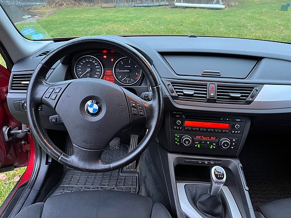 BMW X1 6 of 11
