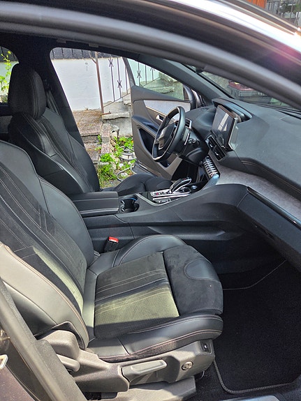 Peugeot 5008 10 of 15