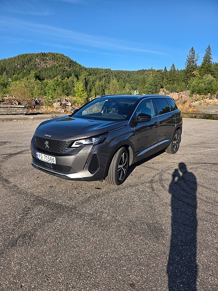 Peugeot 5008 5 of 15