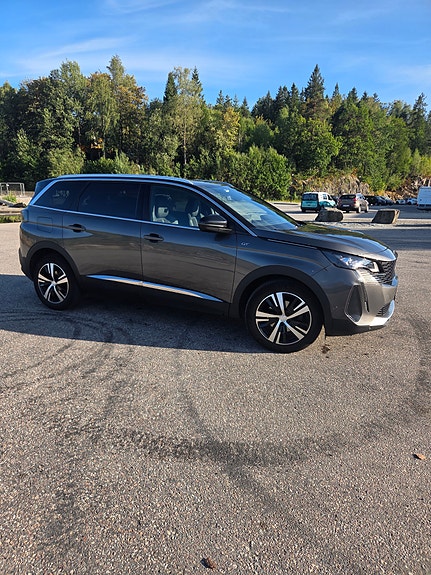 Peugeot 5008 4 of 15