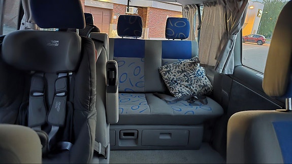 Volkswagen Multivan 10 of 28