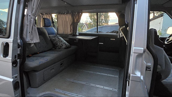 Volkswagen Multivan 12 of 28