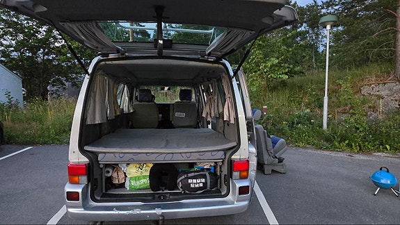 Volkswagen Multivan 11 of 28
