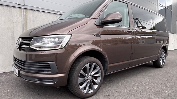 Volkswagen Caravelle 5 of 30