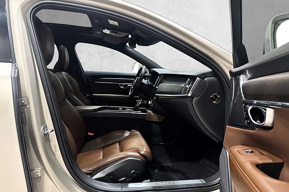 Volvo V90 Cross Country