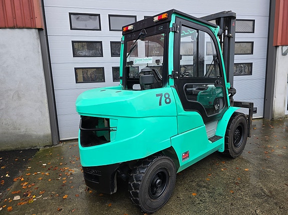 Mitsubishi FD50NT, Nye dører, ny polstring motorkasse, ny service og godkjenning. Lavt timetall, klar for levering 2017