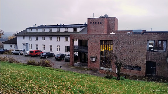 Skolebygget på Moelv, der vi starter opp med drift skoleåret 2026/2027.
