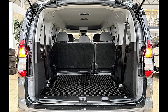Volkswagen Caddy Maxi 8 of 20