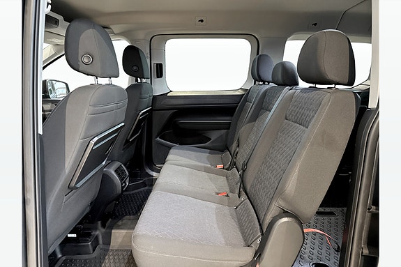 Volkswagen Caddy Maxi 12 of 20