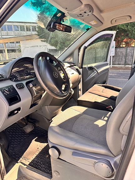 Mercedes-Benz Vito 111 20 of 22