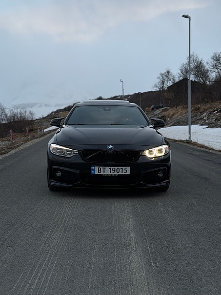 BMW 420i 3 of 5