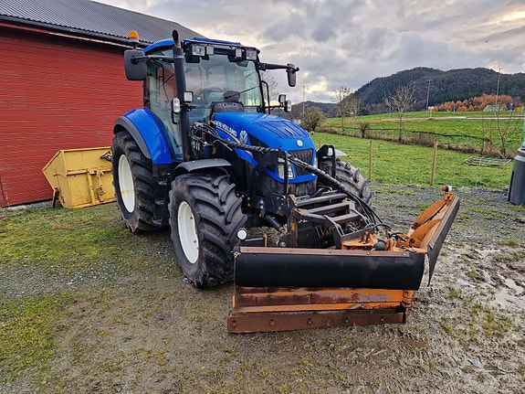 New Holland T5.115 2014, kr 625 000,-
