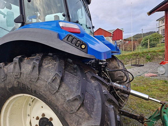 New Holland T5.115 2014, kr 625 000,-