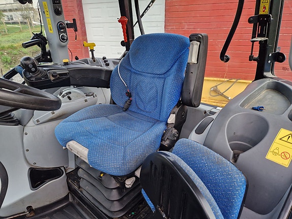 New Holland T5.115 2014, kr 625 000,-