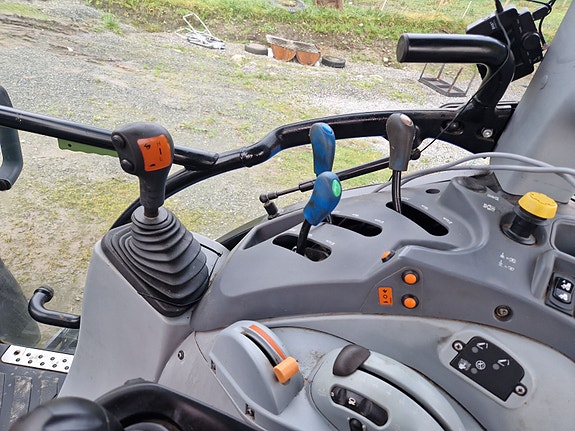 New Holland T5.115 2014, kr 625 000,-