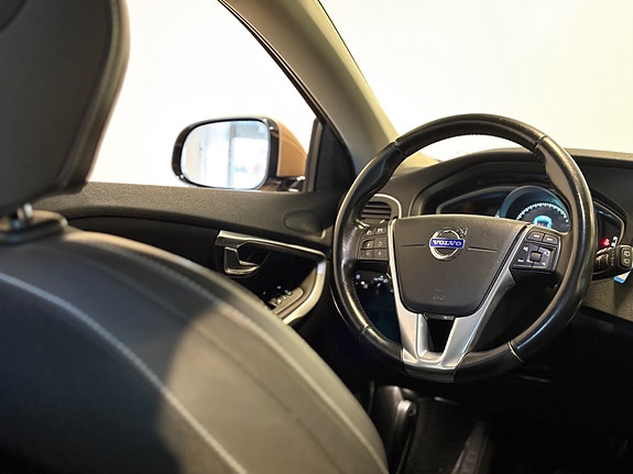 Volvo V40 15 of 29