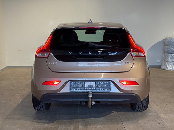 Volvo V40 28 of 29