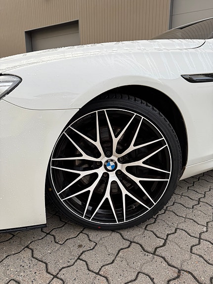 BMW 650i 4 of 21