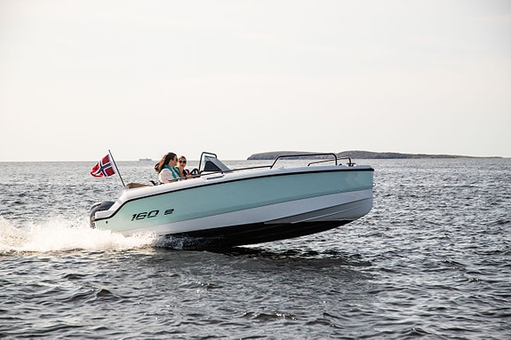 Compass 160 E med Yamaha F60