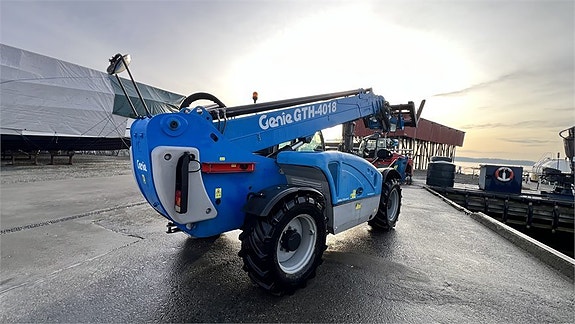 Genie GTH-4018 28 of 30