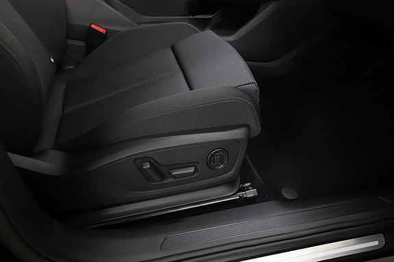 Audi Q4 e-tron 15 of 30