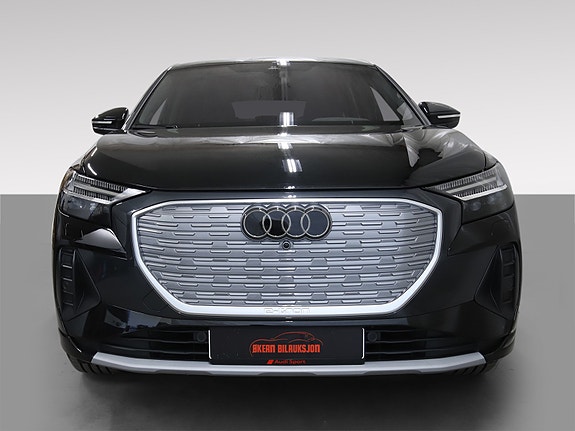 Audi Q4 e-tron 7 of 30