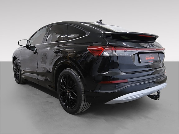 Audi Q4 e-tron 2 of 30