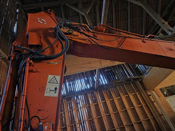 Hitachi Zx225 4 of 5