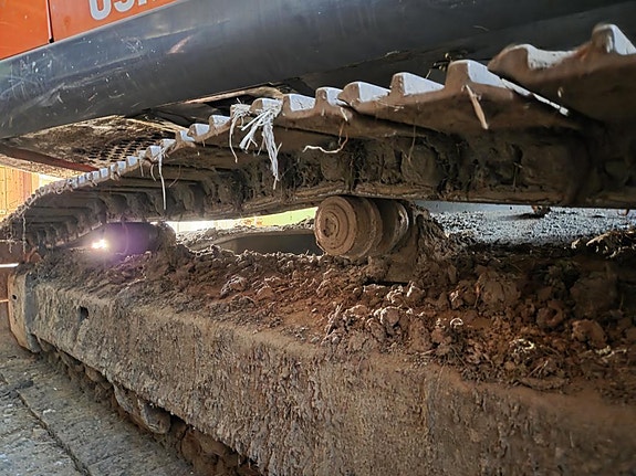 Hitachi Zx225 14 of 27