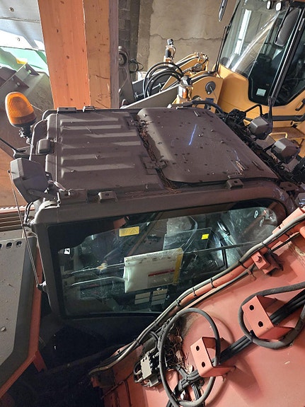 Hitachi Zx225 25 of 27
