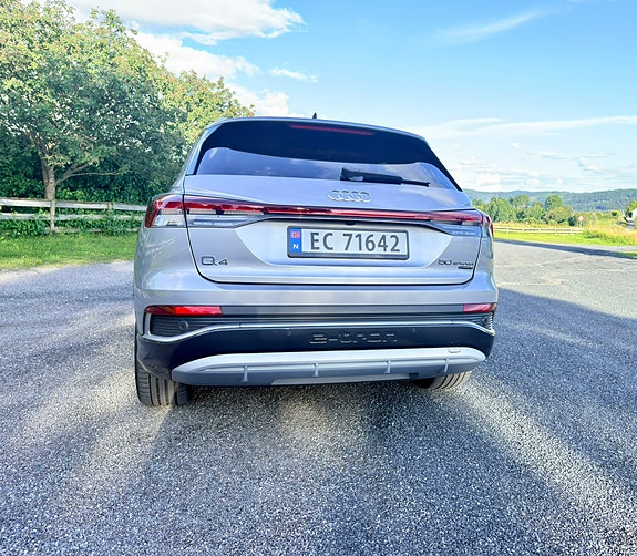 Audi Q4 e-tron 5 of 30