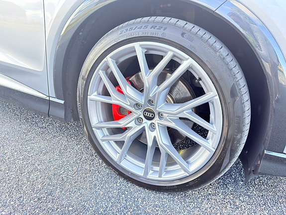 Audi Q4 e-tron 10 of 30