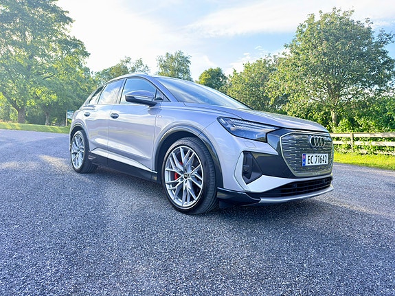 Audi Q4 e-tron 7 of 30