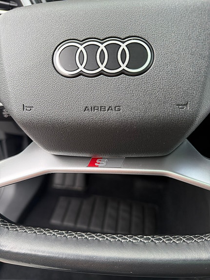 Audi Q4 e-tron 24 of 30