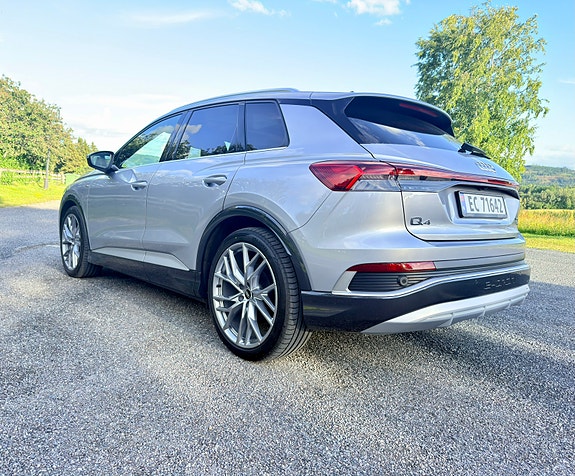 Audi Q4 e-tron 4 of 30