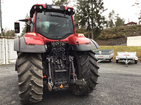 Valtra Q305 med sentralsmøring! 2023, kr 1 899 000,-
