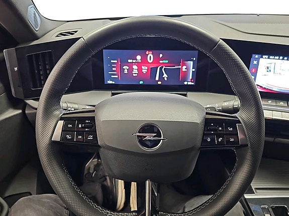 Opel Astra 9 of 24